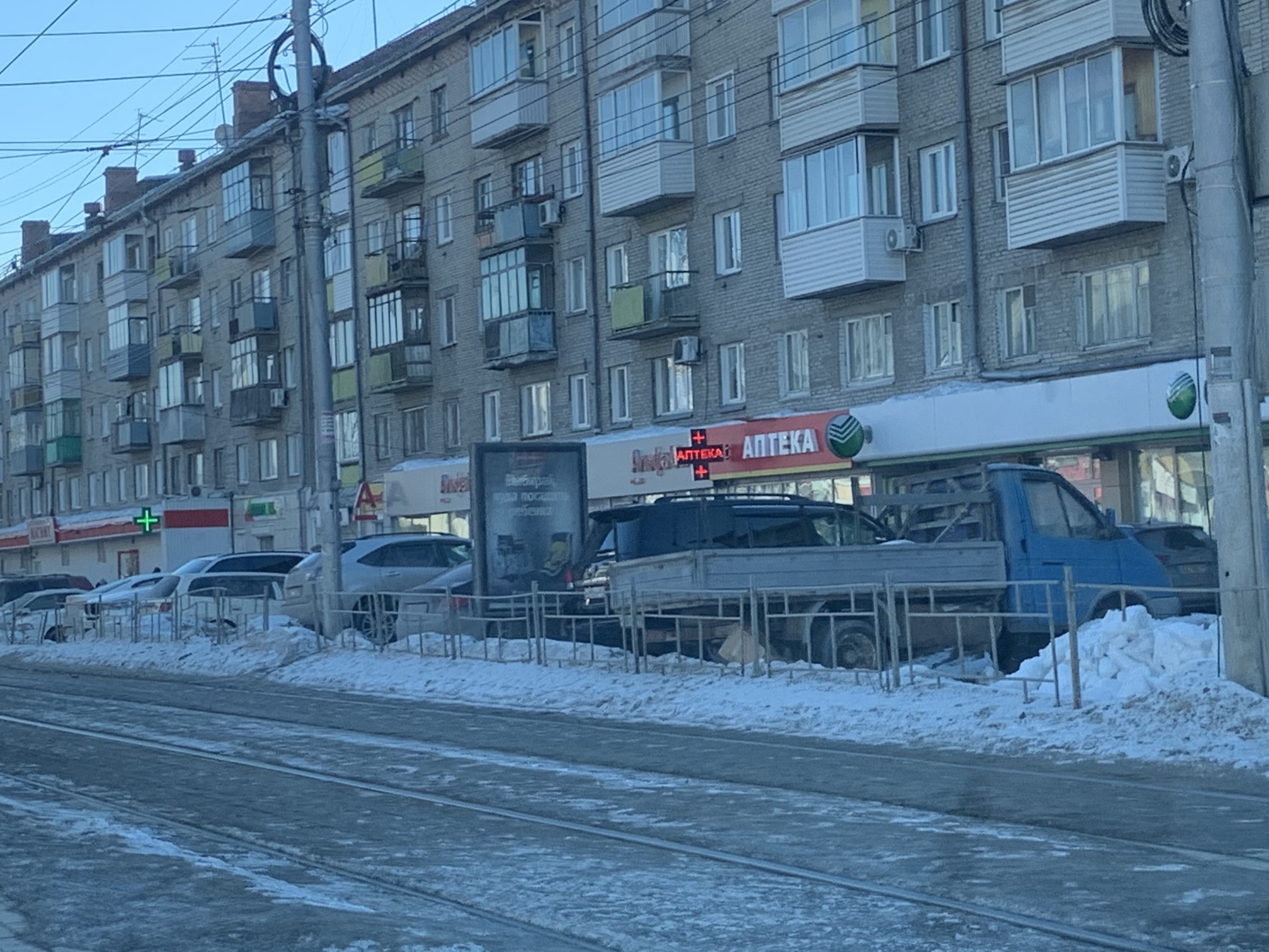 Тут поймут. Центр тут поймут Новосибирск. Места в Новосибирске. Островок ТЦ галерея. Фото НСК.