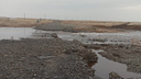 На юге Челябинской области организовали переправу через реку, размывшую дорогу