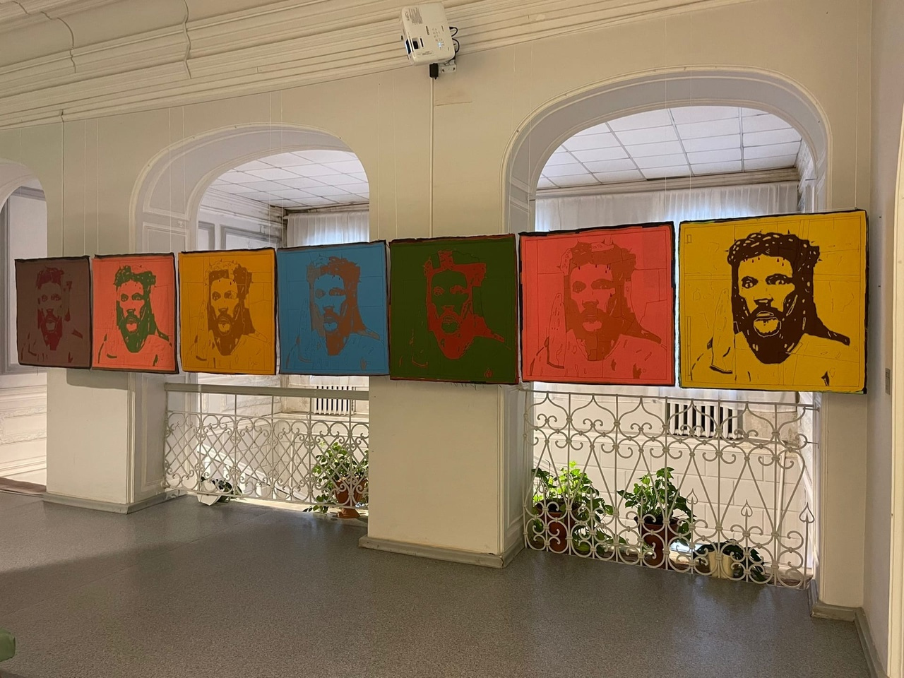 Выставка продлится до конца ноября Выставка продлится до конца ноября