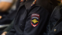 Новосибирец ранил полицейского в подъезде и попытался сбежать через балкон