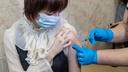 «Мама сказала, что я иду вакцинироваться»: как в Новосибирске прививают от ковида детей — врачи и родители о реакциях