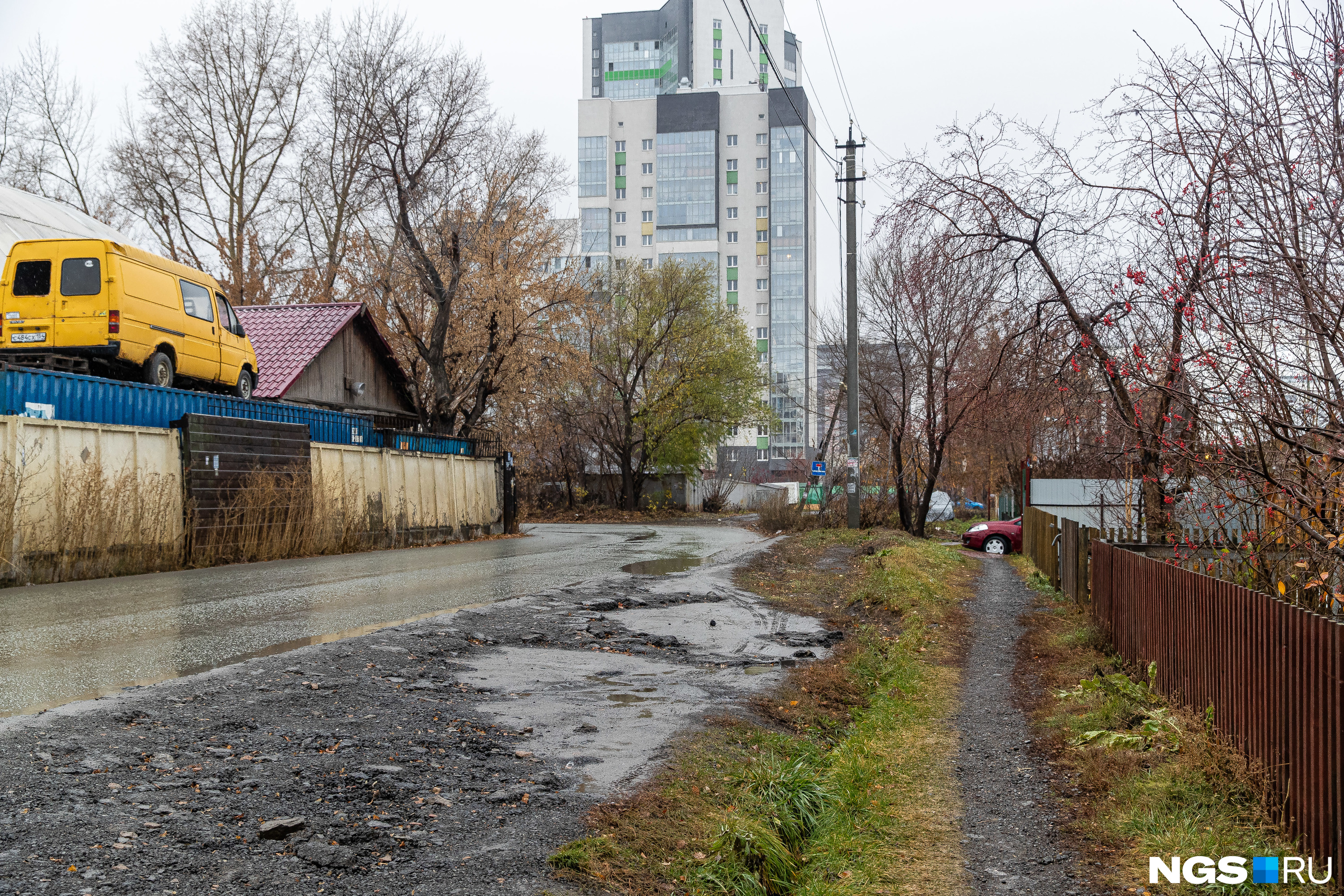 По пути от ЖК до метро — частный сектор По пути от ЖК до метро — частный сектор