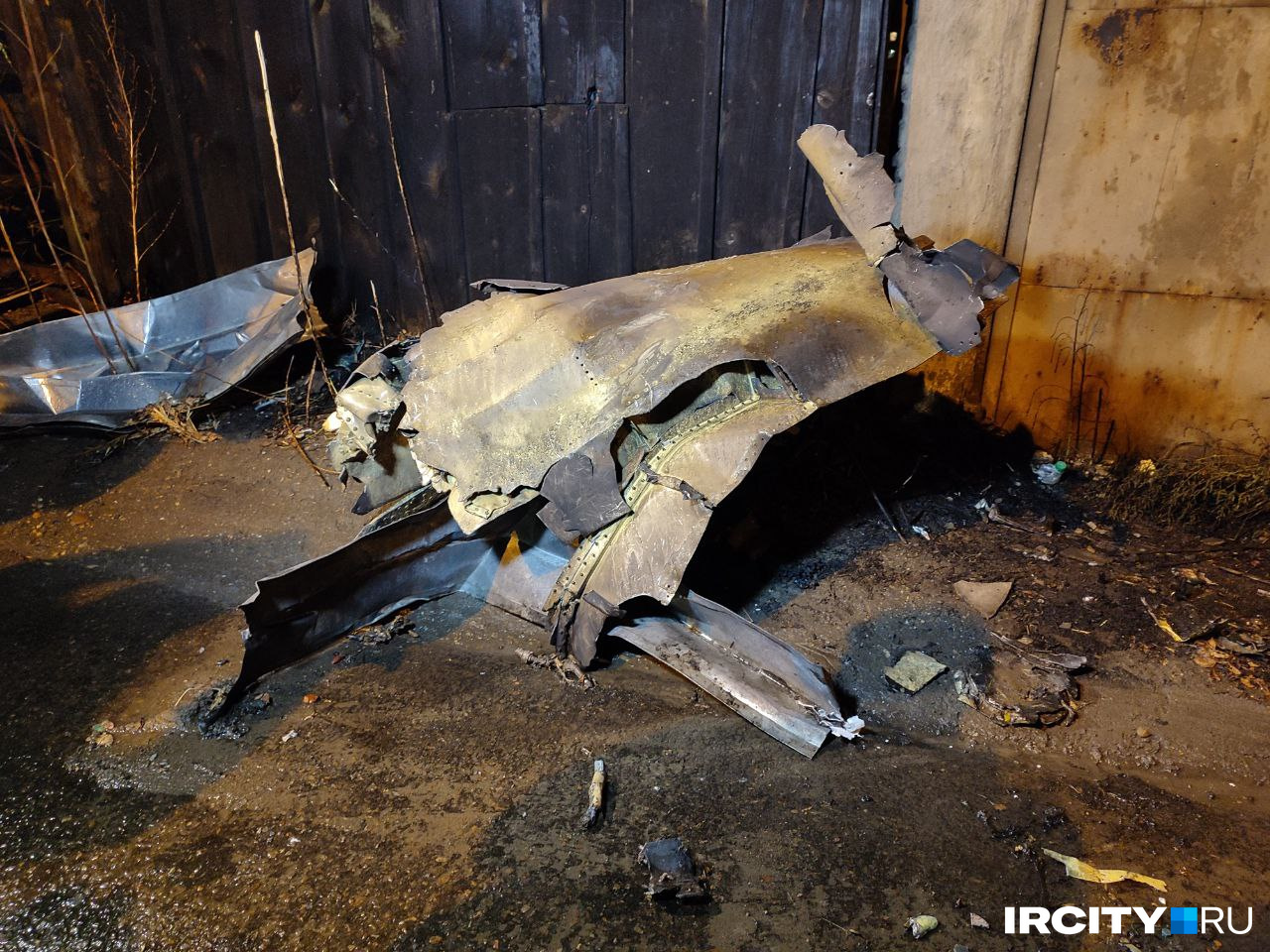 Авиаэксперт прокомментировал падение самолета Су-30 на дом в Иркутске