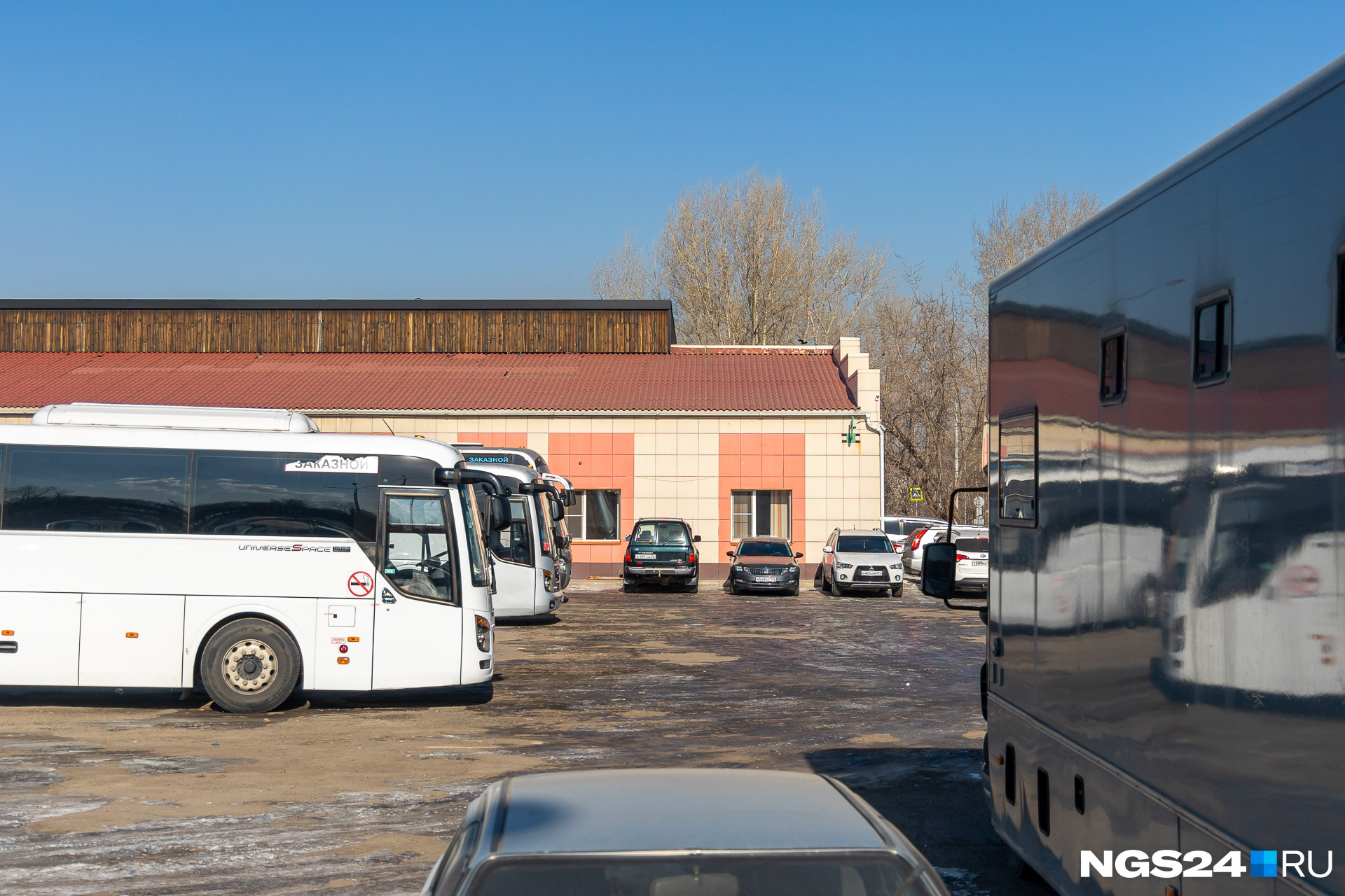 ЦСП арендует здесь гаражи ЦСП арендует здесь гаражи