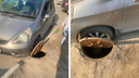 Автомобиль провалился колесом в люк в Академгородке — автоюрист рассказал, что делать с таком случае