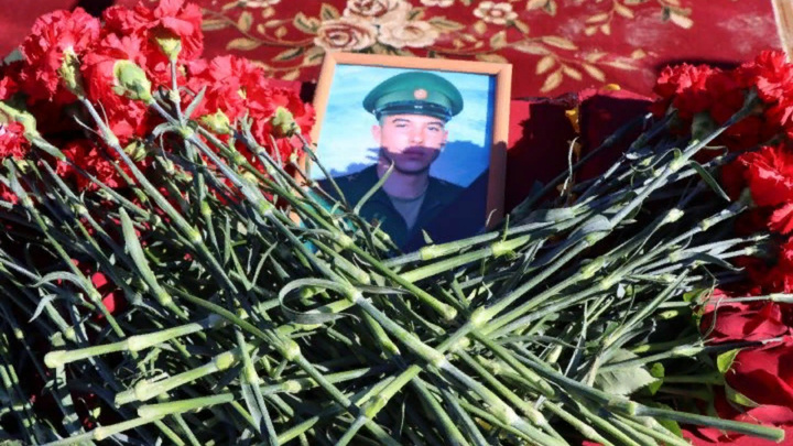 «Айдар был ярким ребенком»: в Татарстане похоронили убитого на Украине 23-летнего военного