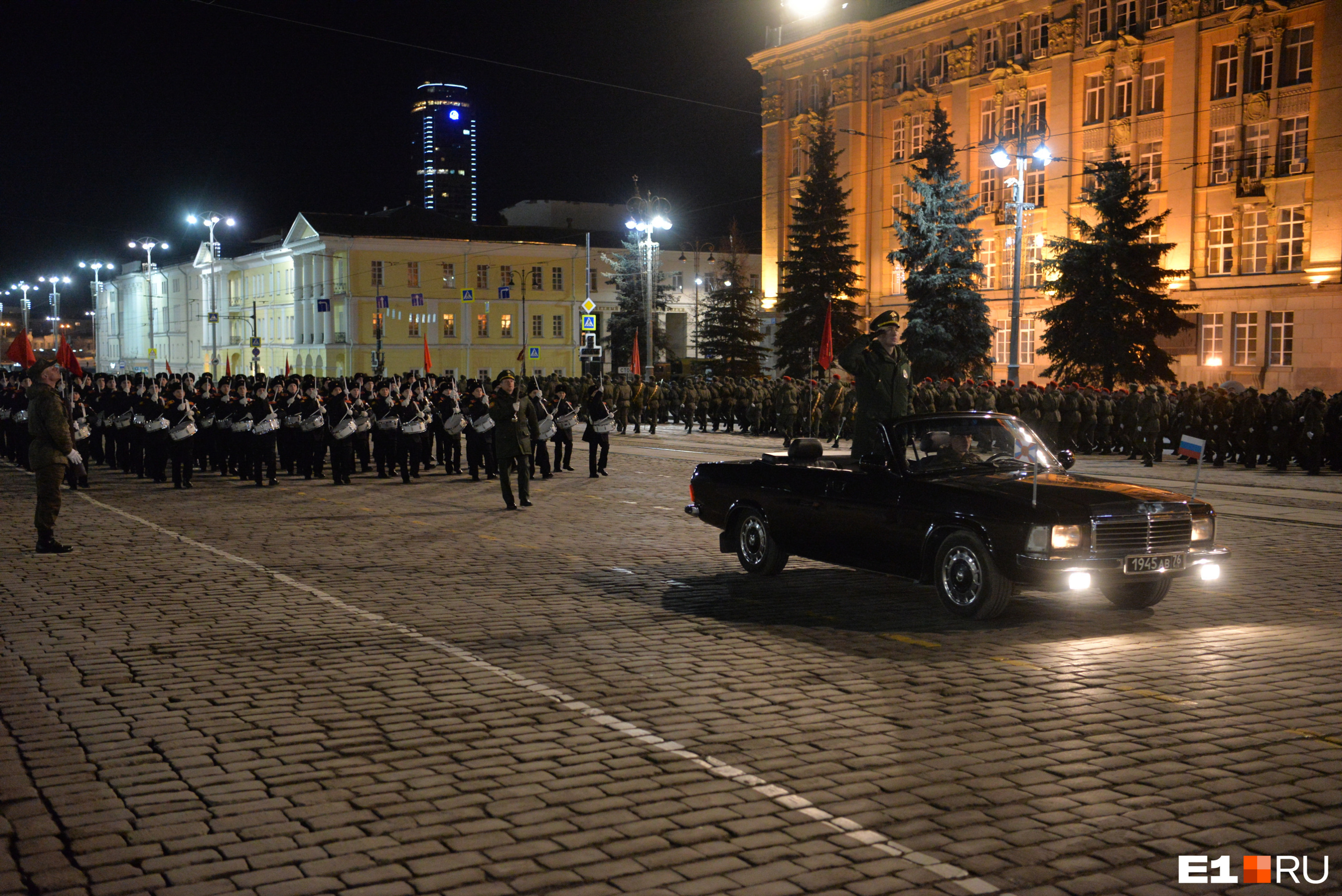 Во сколько начнется парад в екатеринбурге. Екатеринбург репетиция парада 2022. Репетиция парада 2023 в Екатеринбурге. Парад Победы Екатеринбург 2018. Репетиция парада Кемерово.