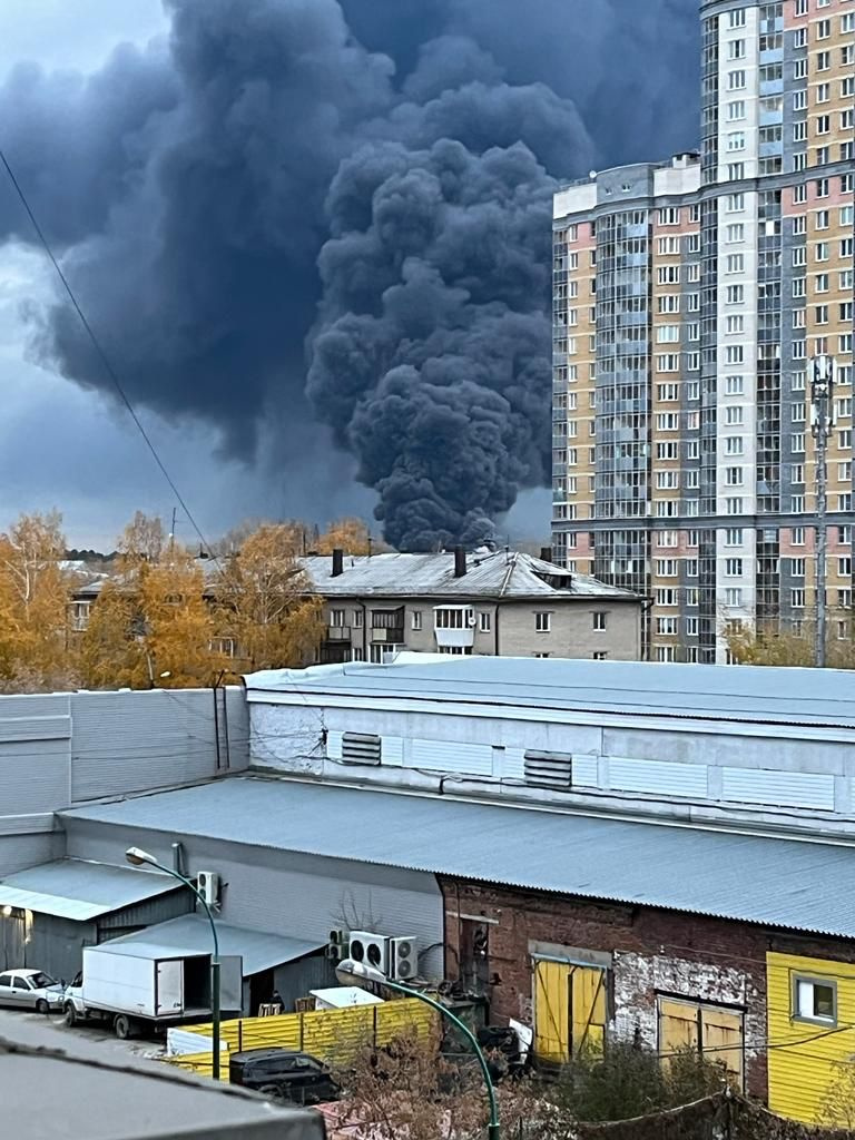 Пожар в екатеринбурге сейчас фото