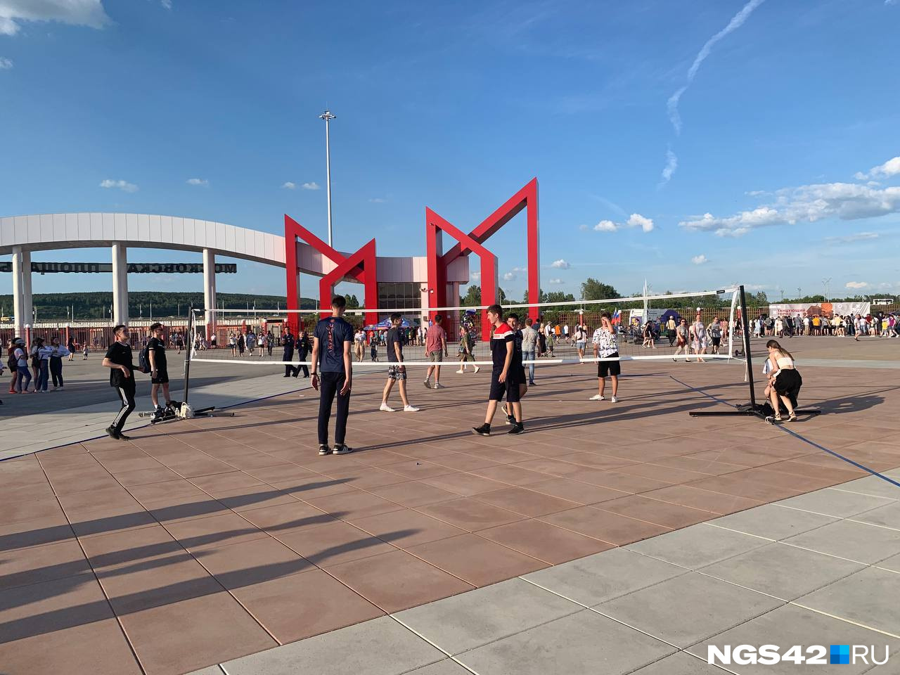 г кемерово 2022. кемерово фото города 2022. кузбасс московская площадь. салют в городе. г кемерово 2022.