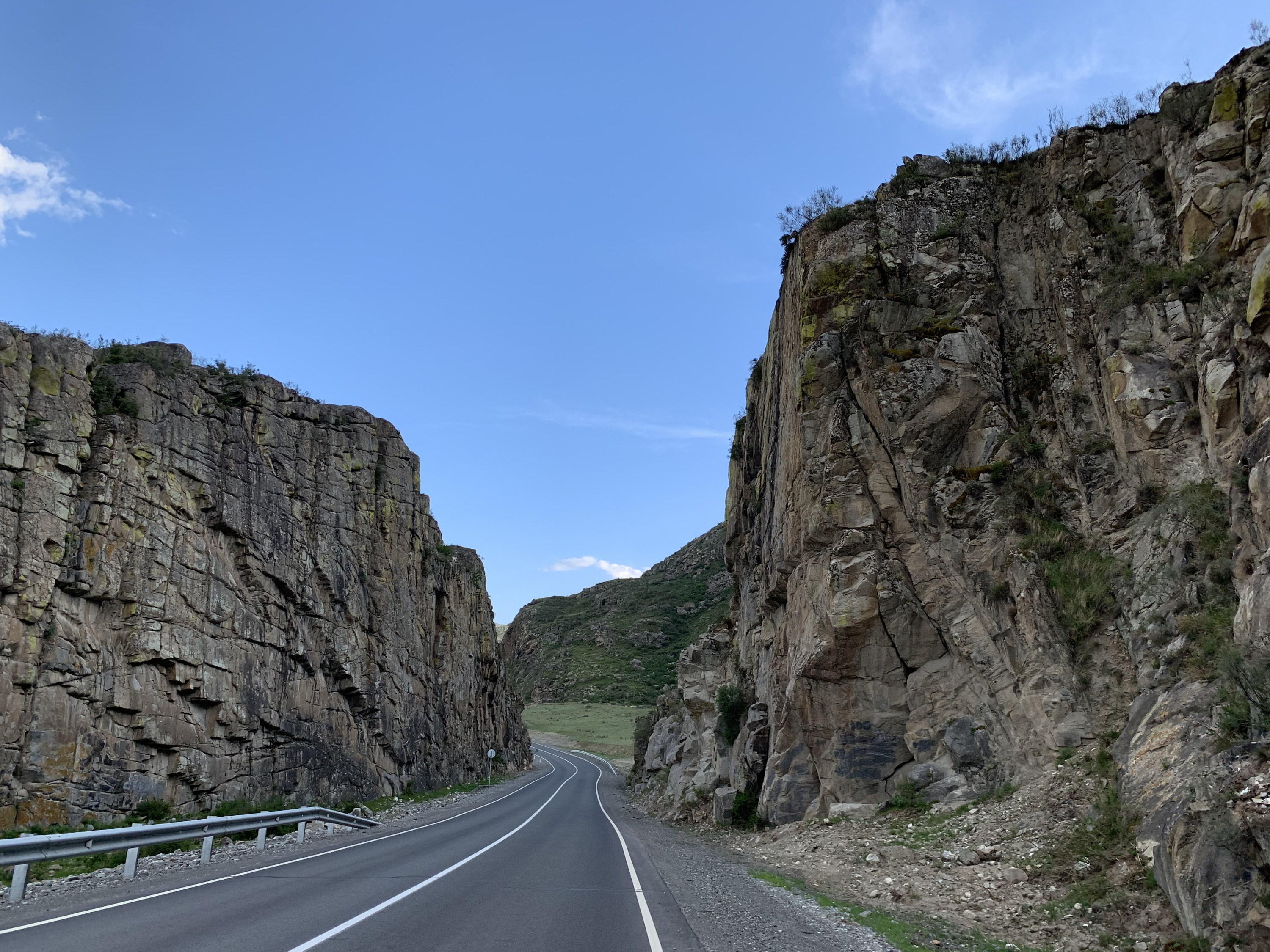Чуйский тракт — одна из самых живописных дорог мира