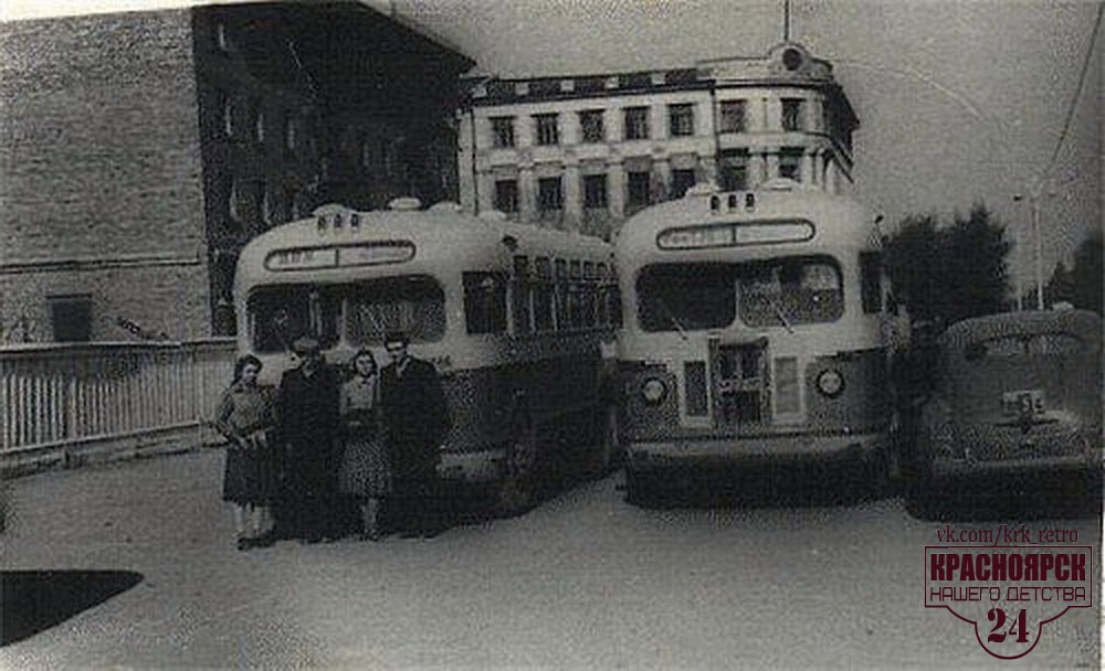 Автобусы ЗИС, начало <nobr class="_">1950-х</nobr> годов
