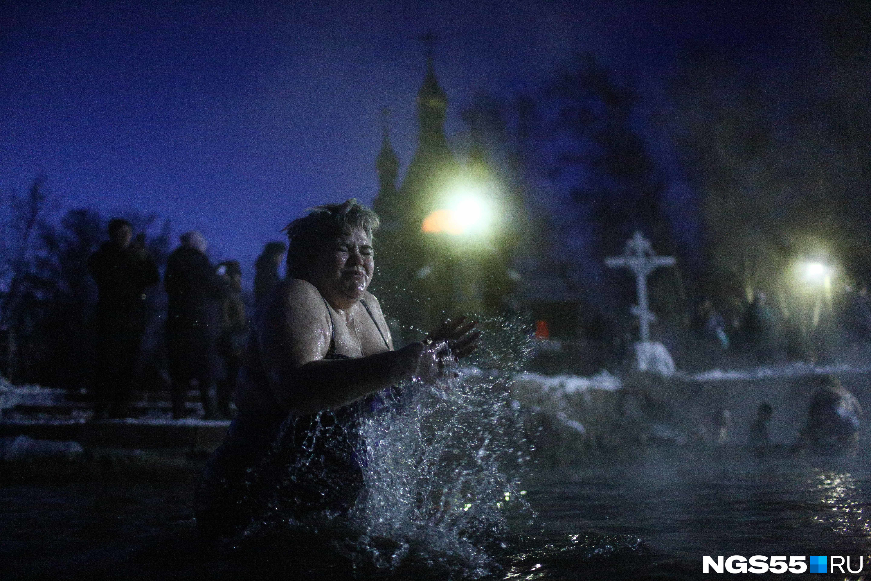 Холодная вода бодрила Холодная вода бодрила