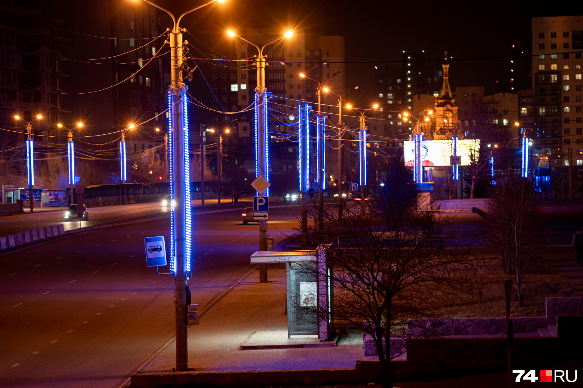 Светильники на столбах собираются увязать с городской иллюминацией и архитектурной подсветкой зданий