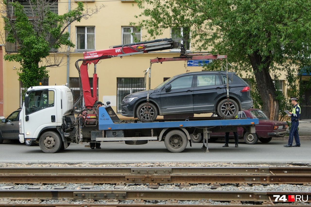 Эвакуация автомобиля в спб