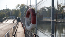 В Ростове спасли рыбака, которого едва не затянуло под мост на Зеленый остров