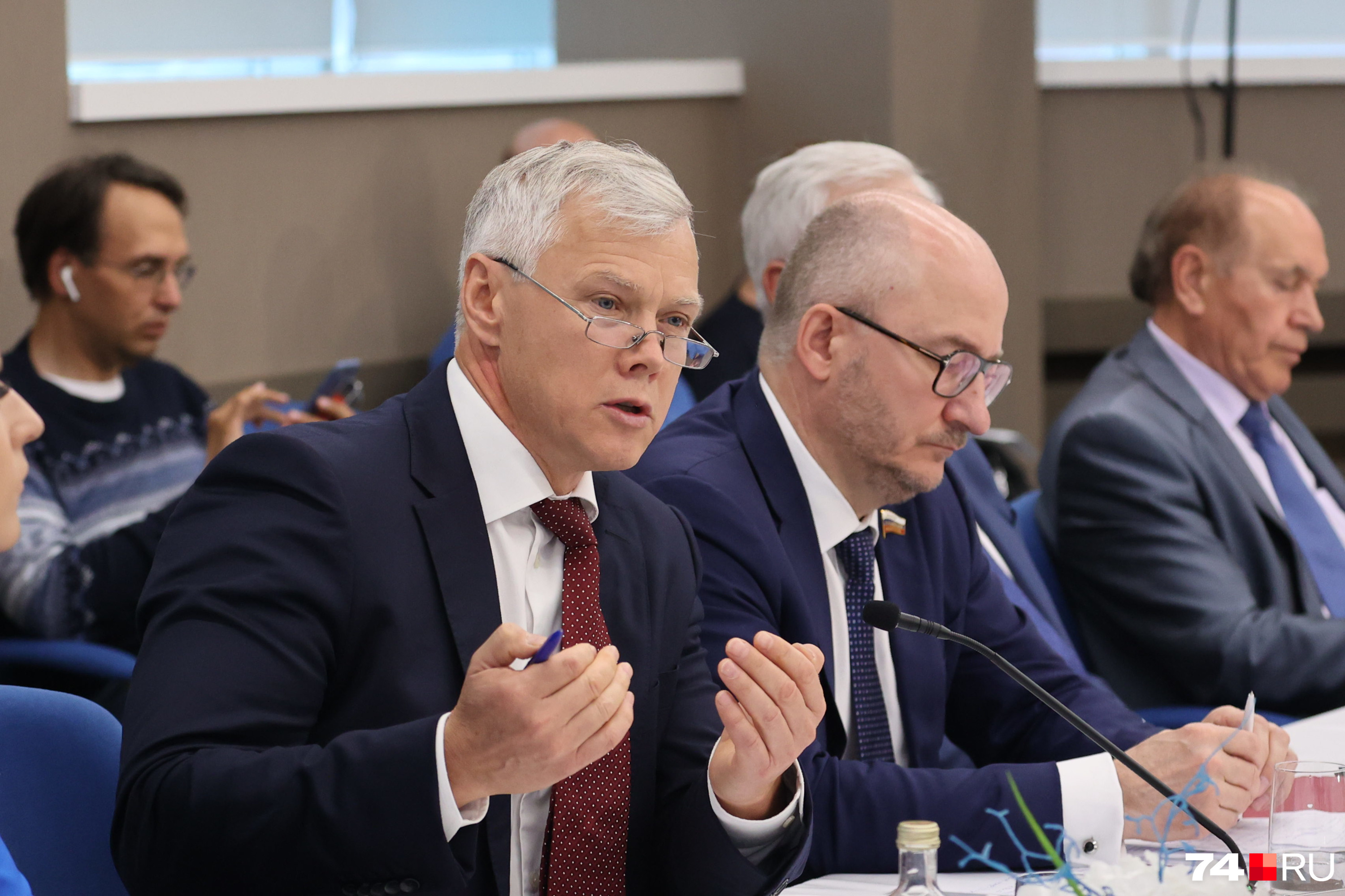Депутату Госдумы Валерию Гартунгу хорошо знакомы проблемы промышленников — его семье принадлежит Челябинский кузнечно-прессовый завод Депутату Госдумы Валерию Гартунгу хорошо знакомы проблемы промышленников — его семье принадлежит Челябинский кузнечно-прессовый завод