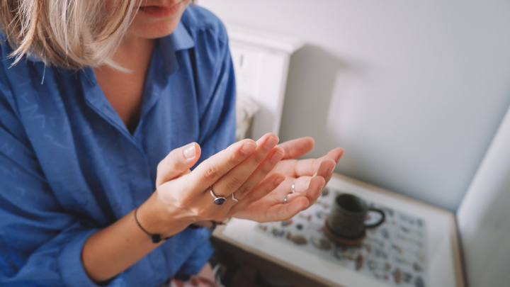 Метод пяти пальцев: короткий ежедневный ритуал, который изменит вашу жизнь (приглядитесь к своей ладони)