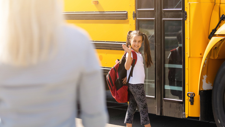 Родителям Поморья предложили простой способ защитить детей по пути в школу