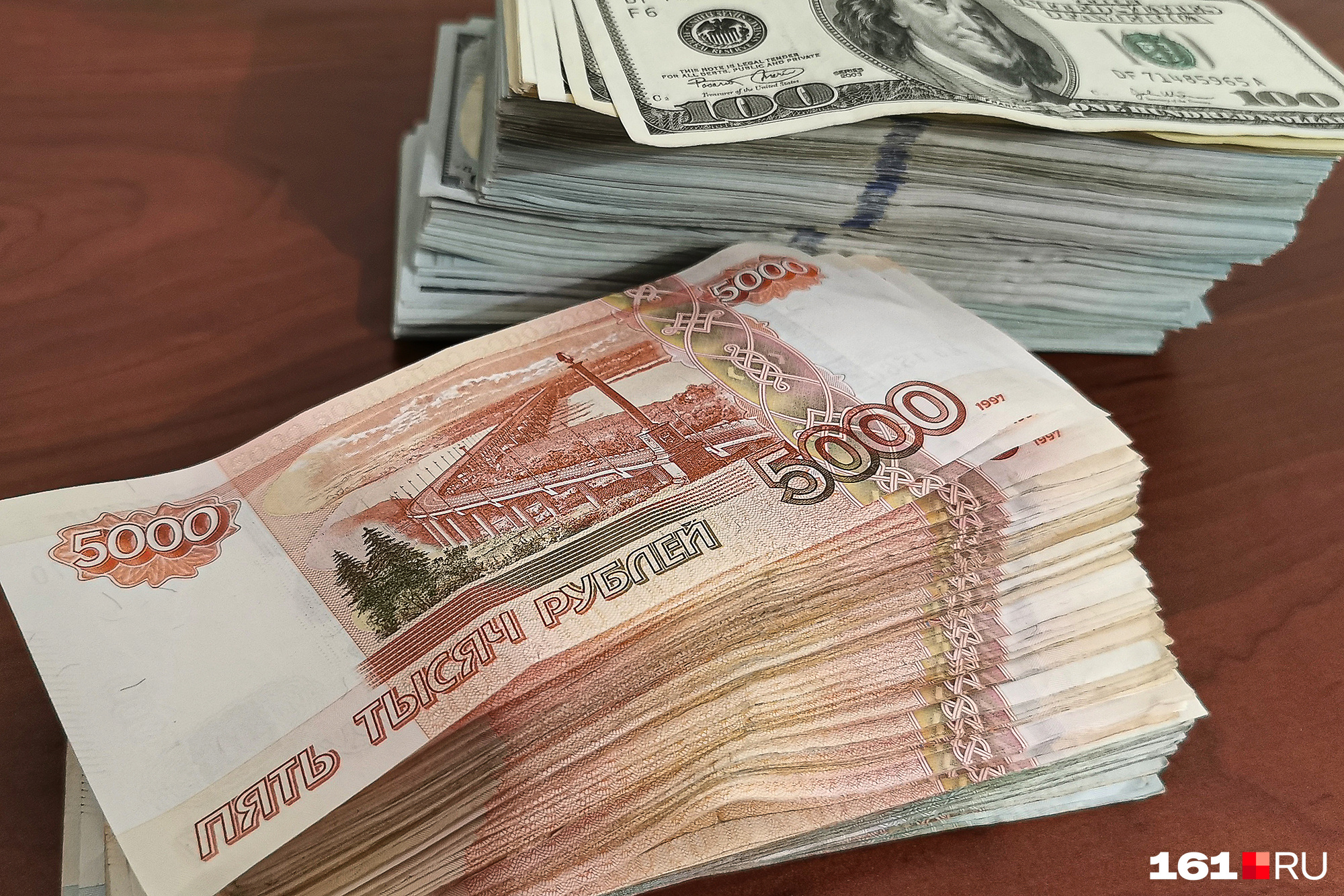«Девальвация — самый простой способ». Прогнозы экономистов на курс рубля после 18 марта могут вас удивить