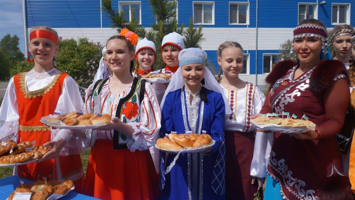 На предприятиях СУЭК в Красноярском крае отпраздновали День России