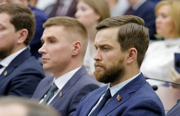 Роман Говор — депутат Кемеровской области Роман Говор — депутат Кемеровской области
