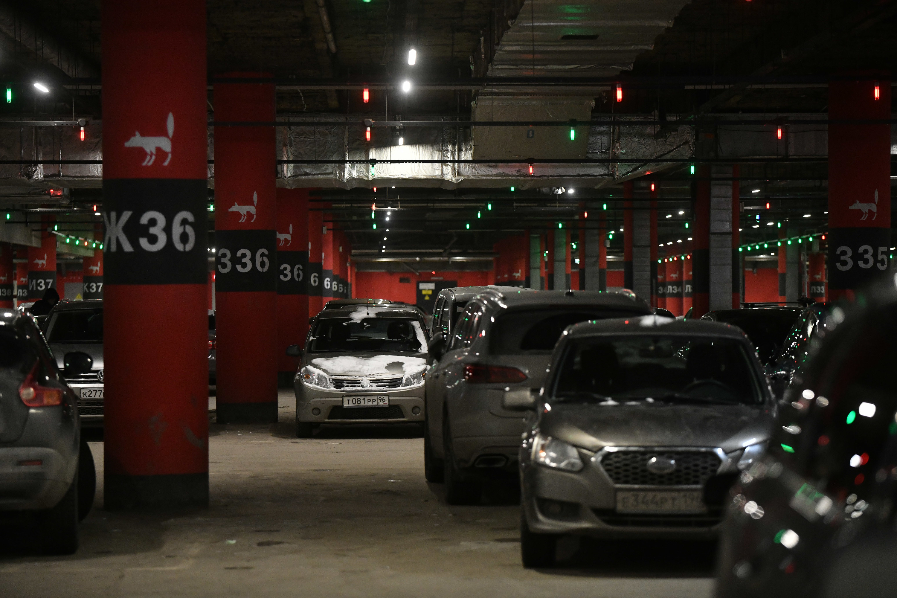 В Екатеринбурге автоворы под заказ угоняли корейские машины с парковок