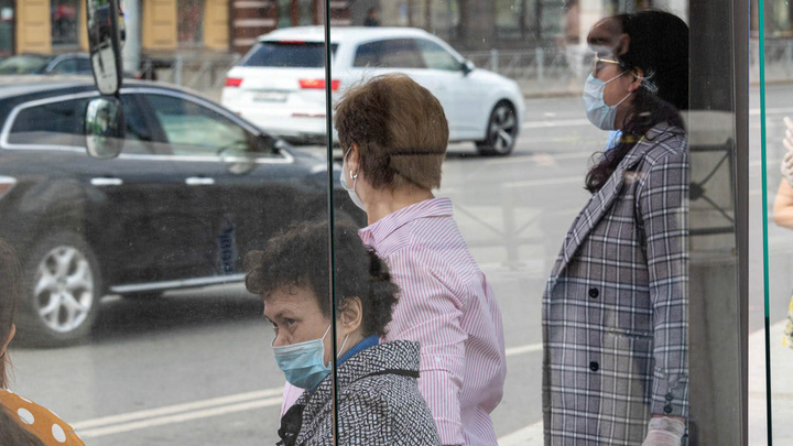 В Татарстане за сутки уже почти 900 заболевших COVID-19. Последний раз такие цифры были зимой