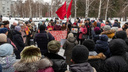 К участницам акции против QR-кодов в Новосибирске пришли силовики