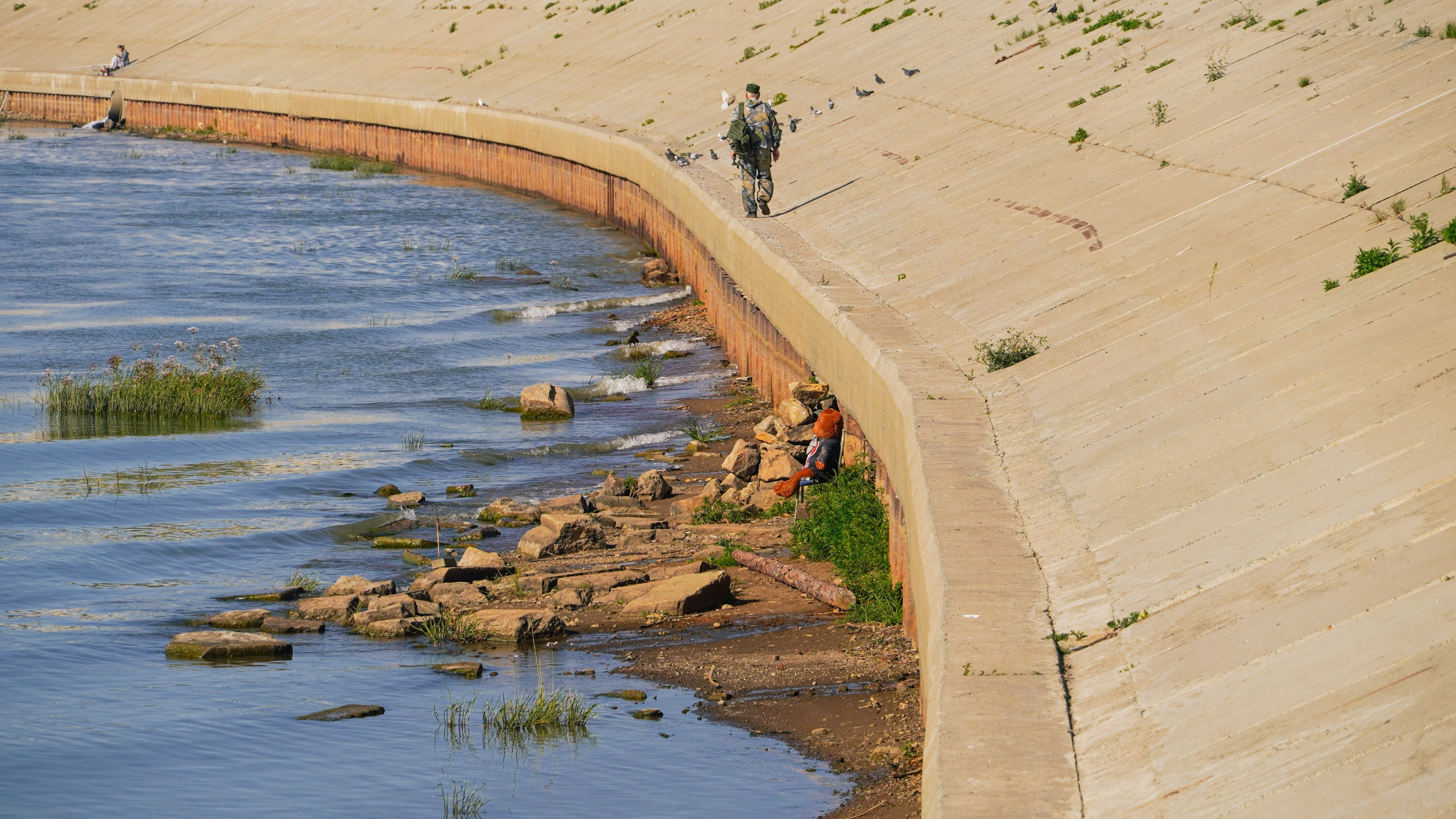 В Омске всё больше мелеет Иртыш — спросили у специалистов, почему и вернется ли река в прежнее состояние