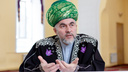 «Обратились бы в мечеть!»: муфтий Челябинской и Курганской областей отреагировал на домашнее обрезание новорожденному