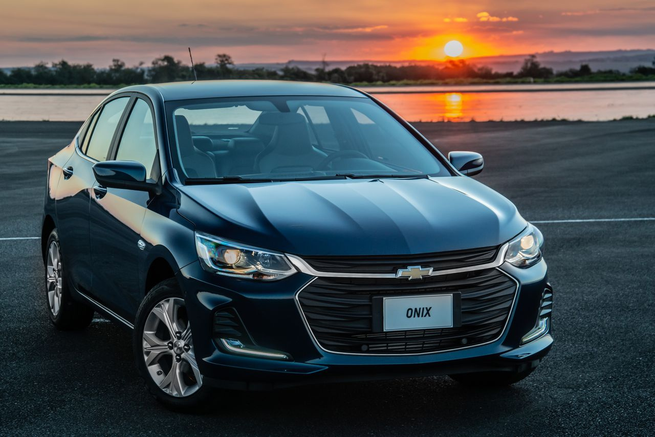 Chevrolet Onix — недорогой седан, идущий на замену <a href="https://74.ru/text/auto/2021/09/03/70113326/" class="_ io-leave-page" target="_blank">морально устаревшему Cobalt</a>