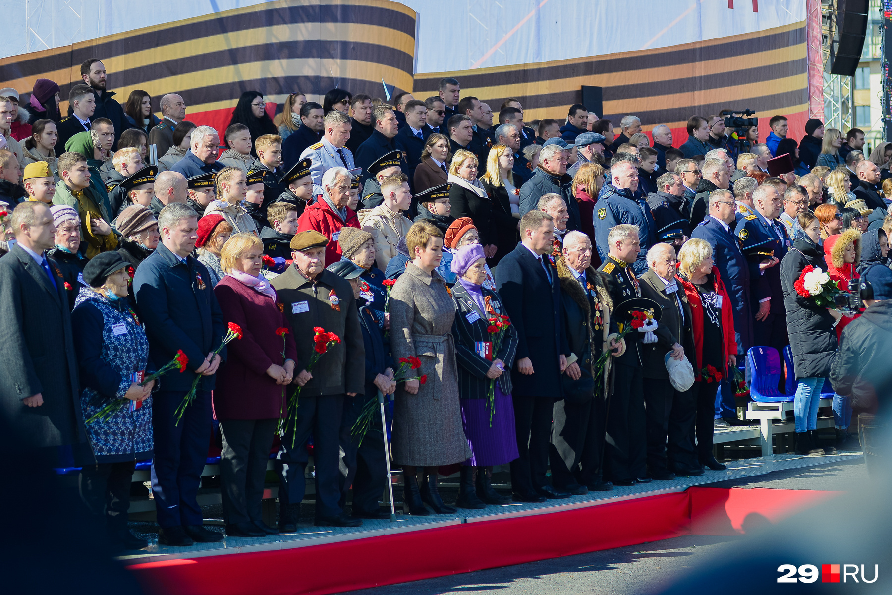 Почетными гостями парада стали ветераны Великой Отечественной войны и члены ветеранских организаций
