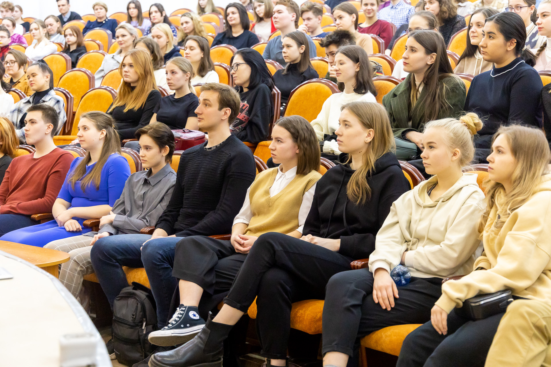 Также прошли двухчасовые мастер-классы от московских преподавателей Также прошли двухчасовые мастер-классы от московских преподавателей