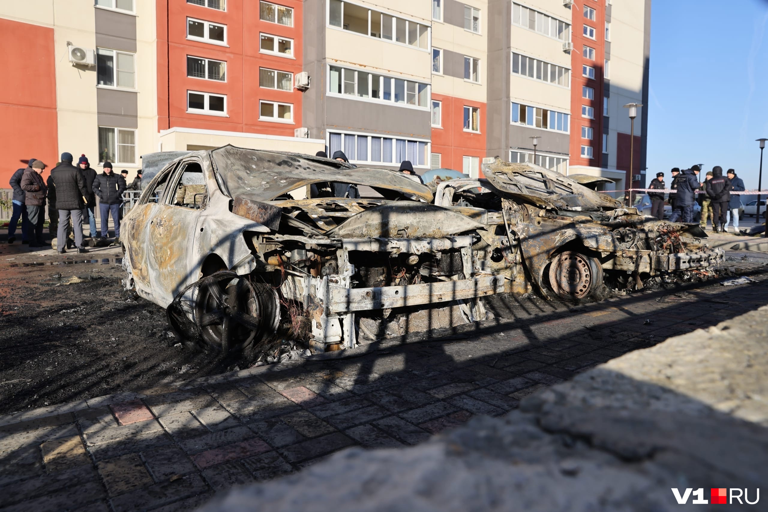 Главное ньюс. Взрыв машины в Волгограде 1 декабря 2022. Взорванный Волгоград 2022. Взрыв машины в Волгограде.