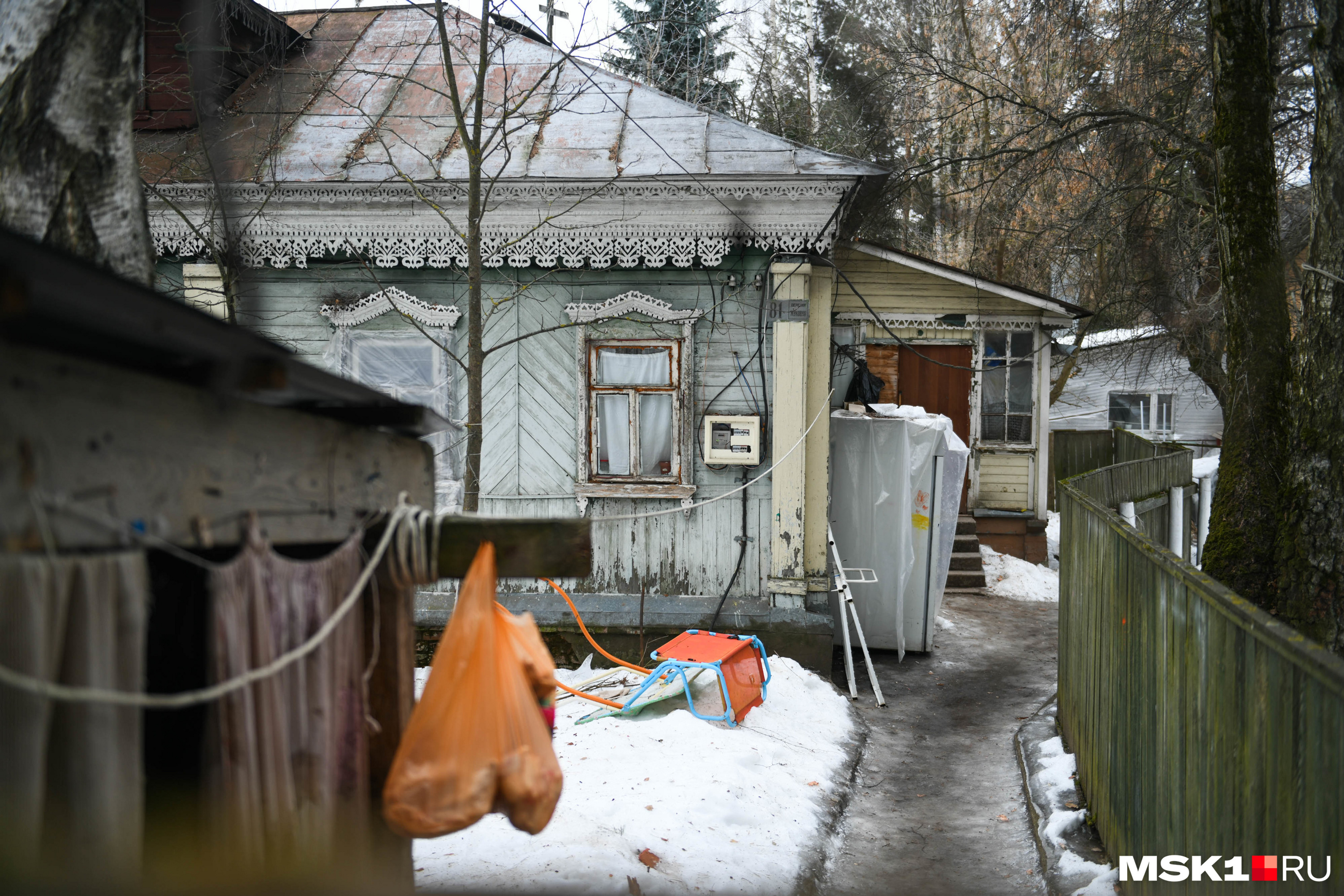 Таких домов в Жуковке немного, но они есть Таких домов в Жуковке немного, но они есть