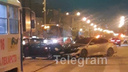 В центре Екатеринбурга девушка пострадала в ДТП на трамвайных путях