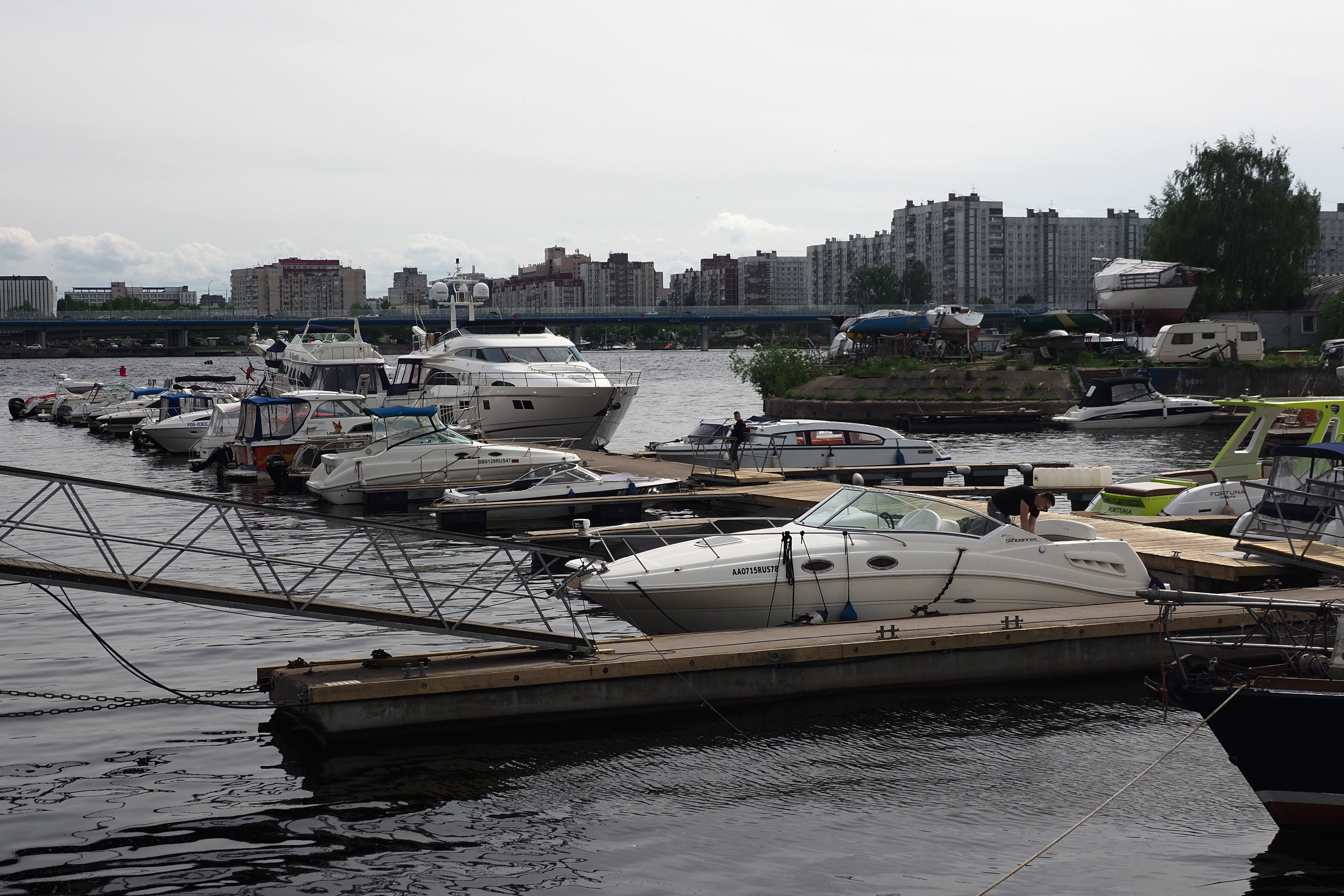 Рабочая гавань Санкт-Петербургского Речного яхт-клуба