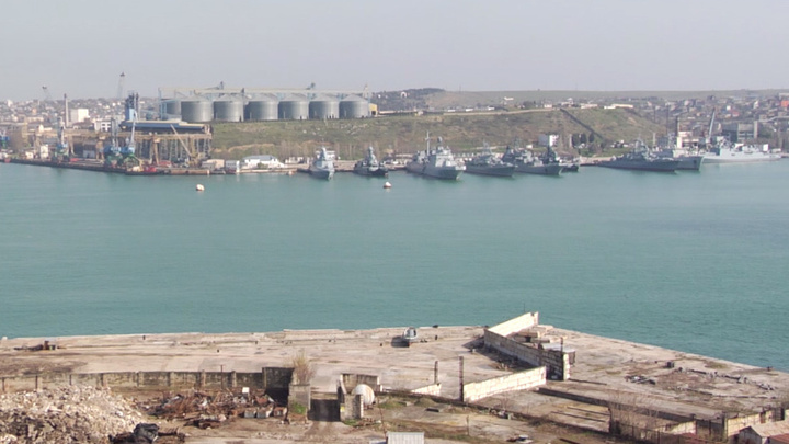 Как сейчас выглядит севастопольский порт, где стоял крейсер «Москва». Эксклюзивное видео