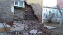 Стена <nobr class="_">73-летнего</nobr> дома обвалилась в Новосибирске