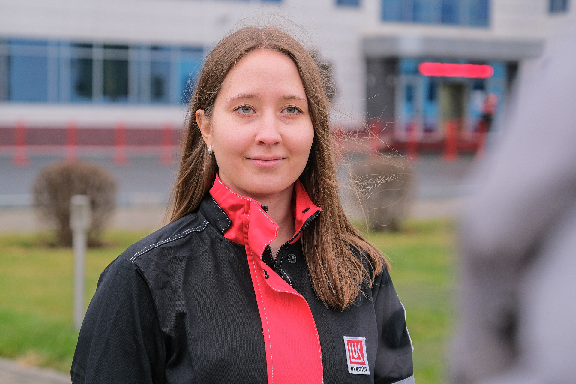 Елизавета Ситникова сейчас возглавляет Союз молодежи предприятия