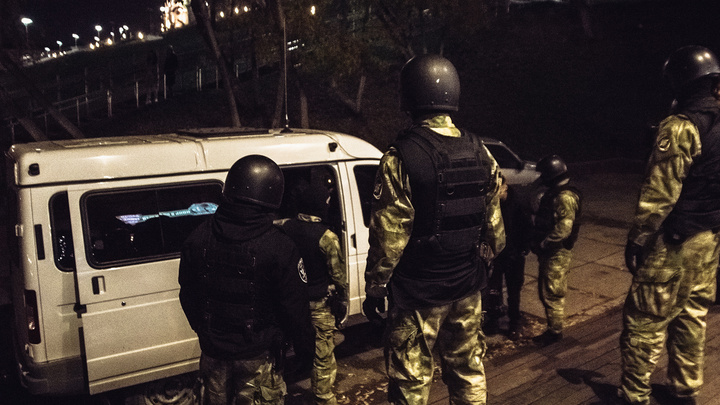 «Если бьют — радуйся». Как мигранты становятся в России наркокурьерами