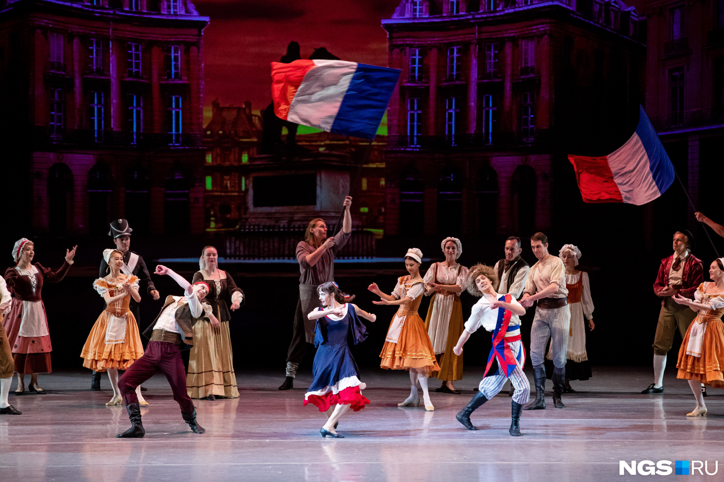 Танец басков из балета «Пламя Парижа» — одна из самых динамичных частей дивертисмента