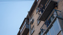 Чуть не замерзла: 24-летняя сибирячка оказалась запертой на балконе в Новосибирске
