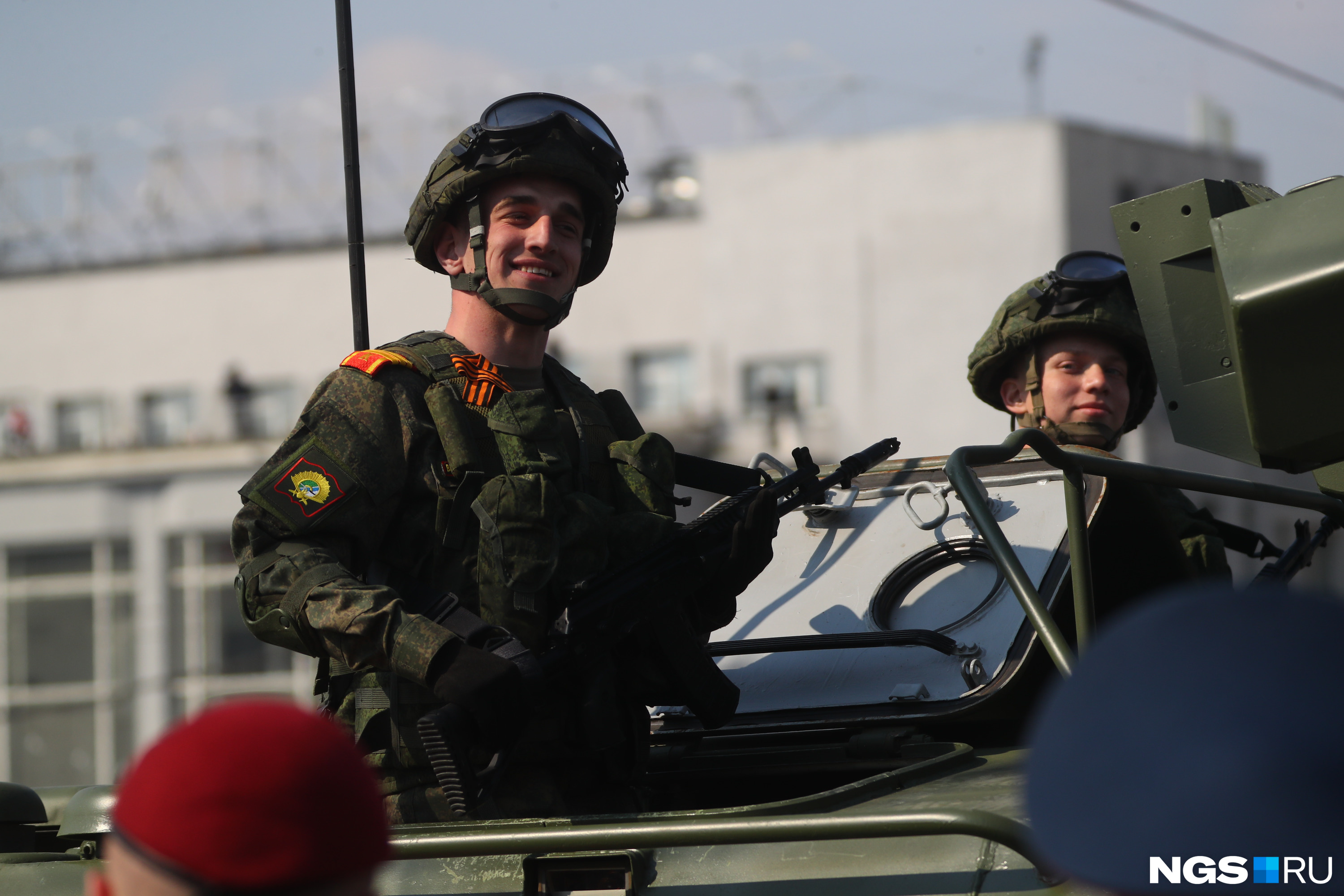 В параде приняла участие 41 единица военной техники