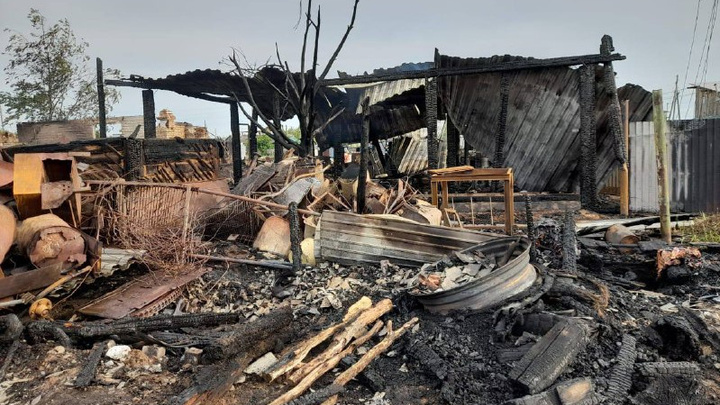 Двое мужчин погибли во время пожара в самарском поселке