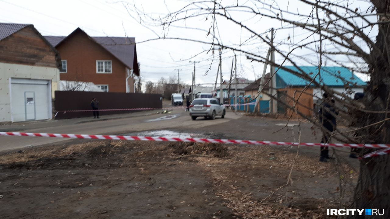 Улица Павла Красильникова в районе <nobr class="_">2-го</nobr> Советского переулка, где упал самолет Улица Павла Красильникова в районе <nobr class="_">2-го</nobr> Советского переулка, где упал самолет