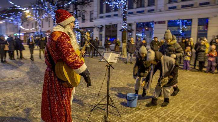 Обращение президента и домашние застолья: Новый год в Ярославле в режиме онлайн