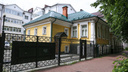 Уютные дворики и элитные дома: разглядываем, что скрыто с изнанки улицы Терешковой