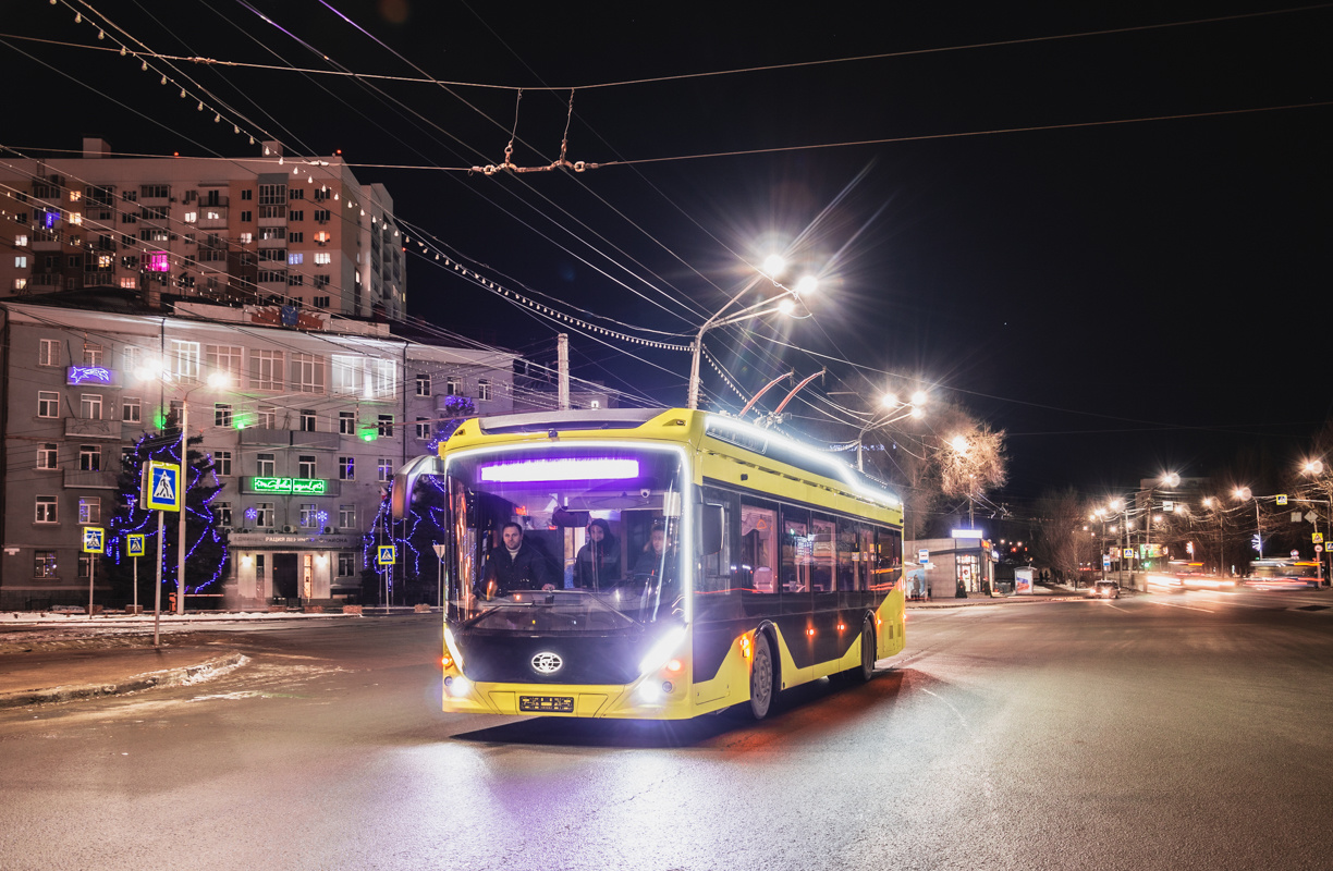 Электробус «Генерал» может заряжаться тремя способами, в том числе от троллейбусной или трамвайной контактной сети