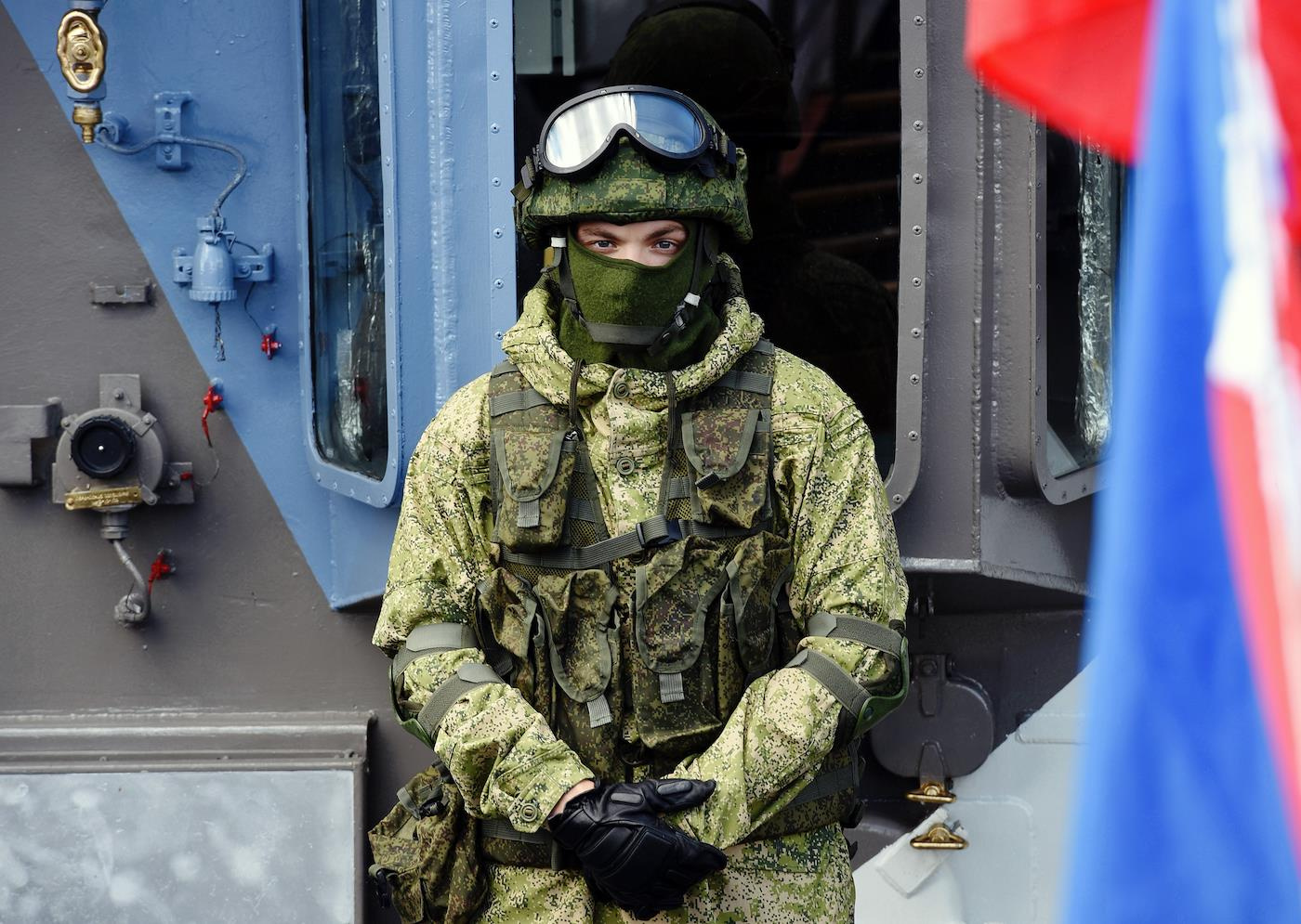 «Приходите, не дожидаясь повестки». Петербургские военные комиссариаты в режиме ожидания
